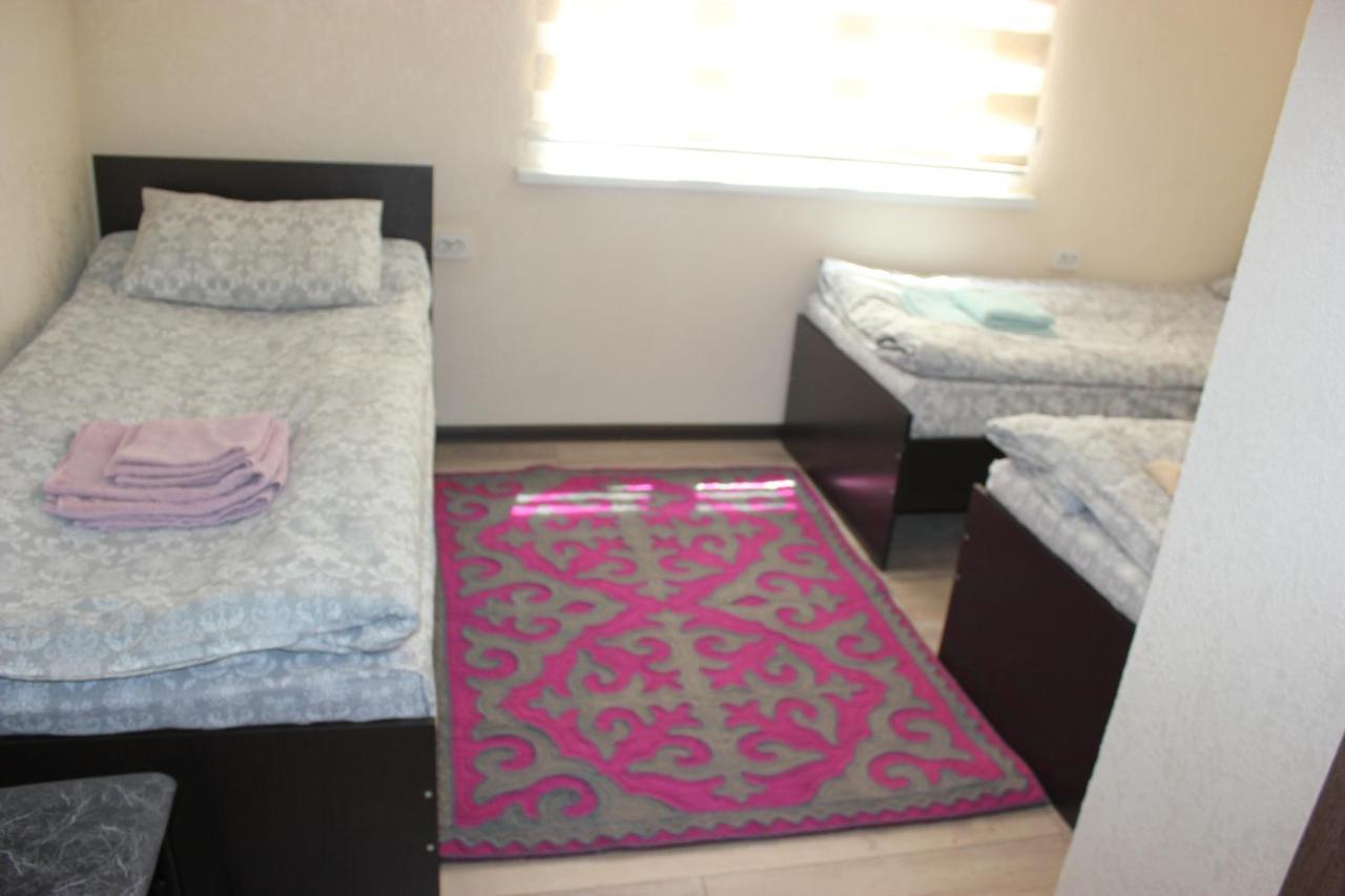 Uz-Anar Guest House Kochkor Екстер'єр фото