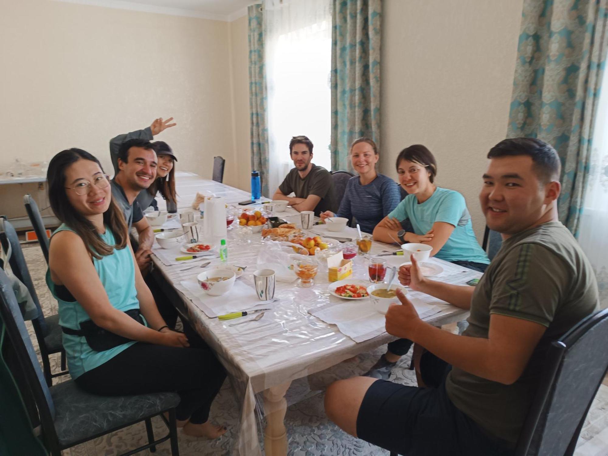 Uz-Anar Guest House Kochkor Екстер'єр фото